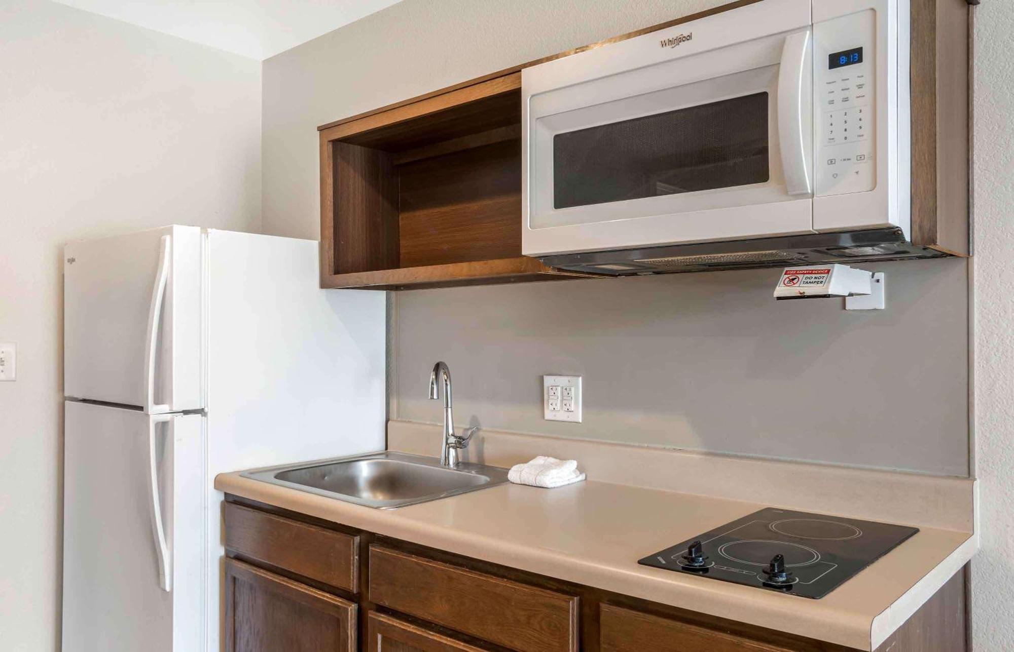 Extended Stay America Select Suites - Charlotte - Northlake 夏洛特 外观 照片